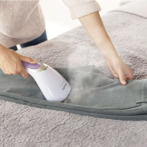 Refurbished Philips Steam&Go Handheld Garment Steamer - GC360/30 - Image 2